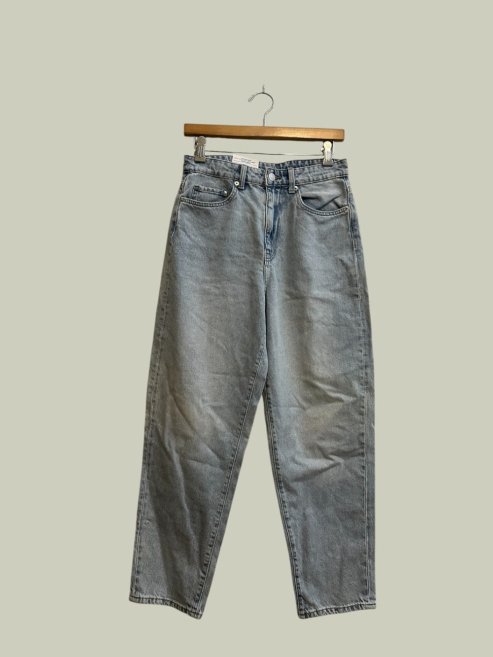 NWT H&M Classic High-Rise Light Wash Women’s Jeans